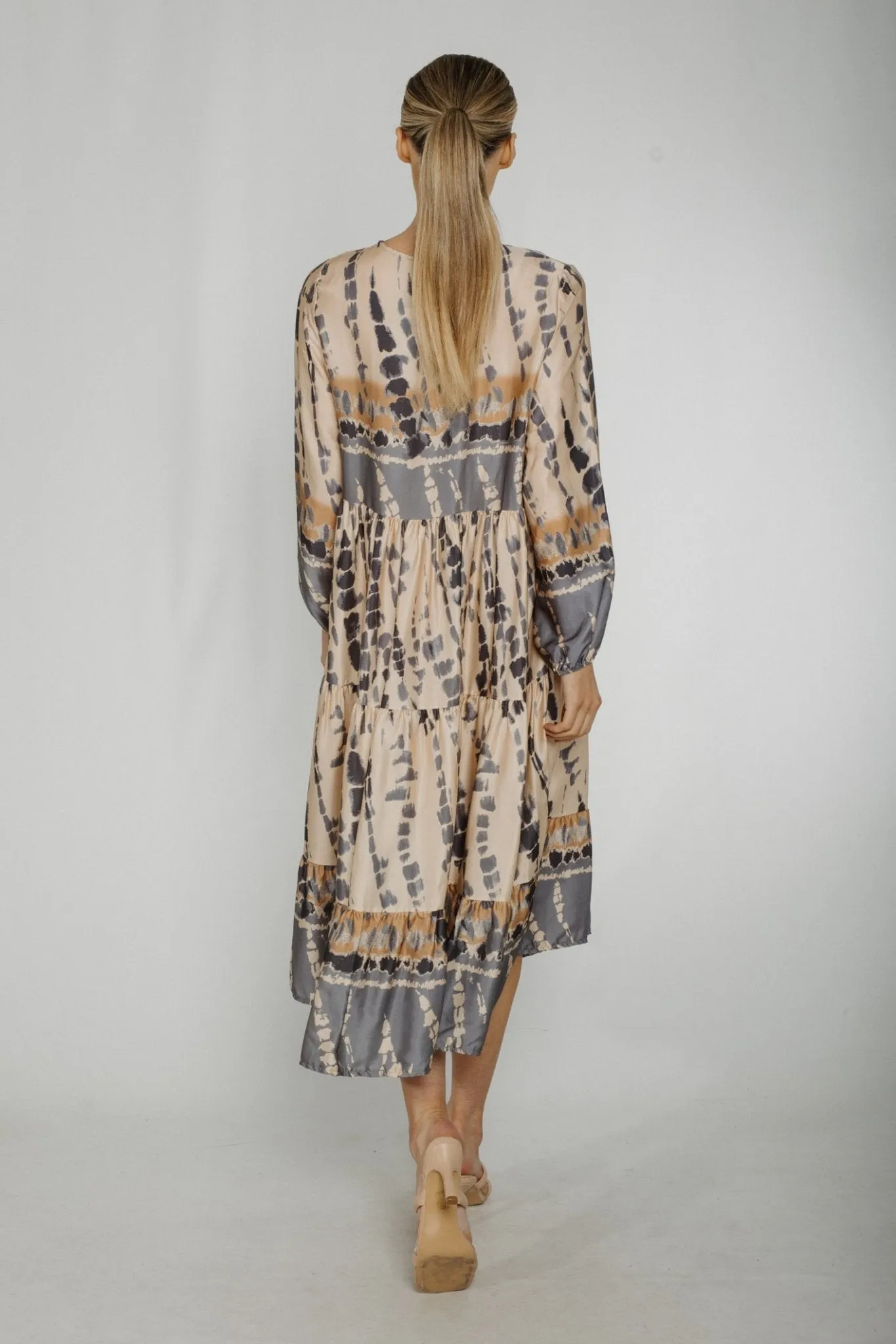 Belle Abstract Printed Dess In Neutral Mix