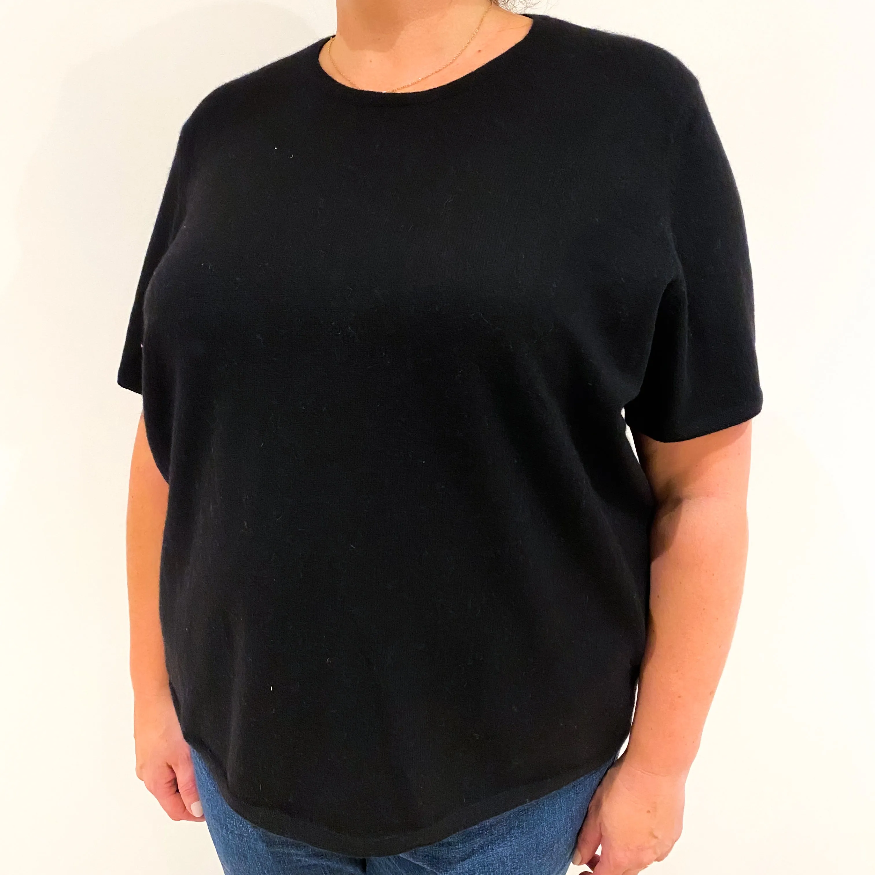 Black Short Sleeved Cashmere Crew Neck Jumper XXXL