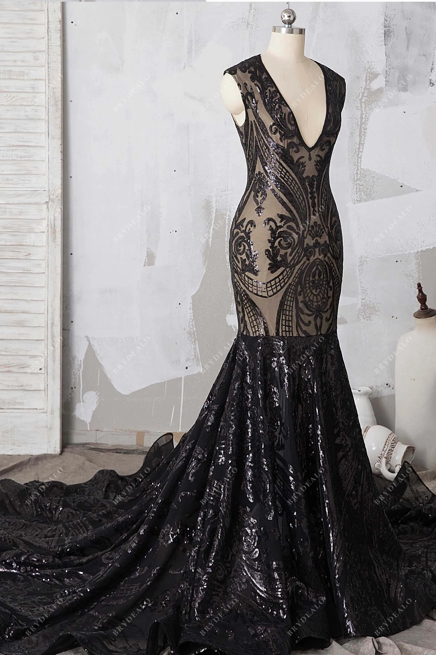 Black Unique Sequin Mermaid Long Train Prom Dress