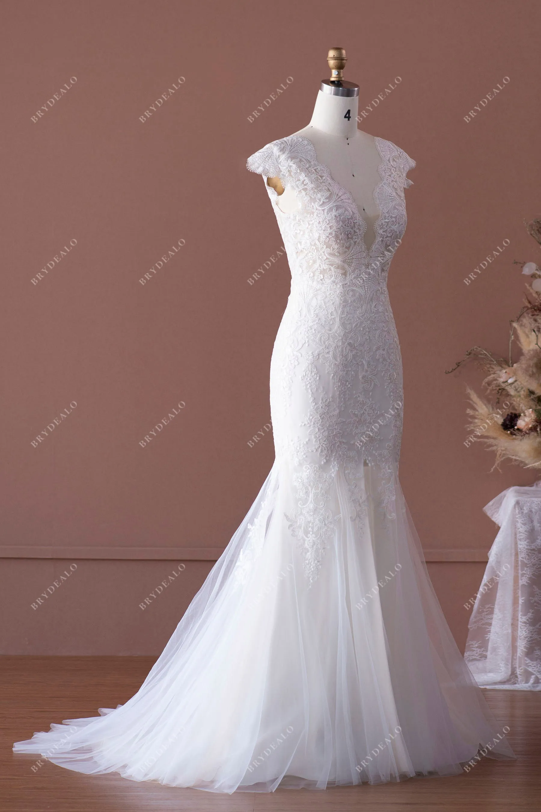 Cap Sleeve Scallop Lace Neck Fit Flare Wedding Dress with High Slit