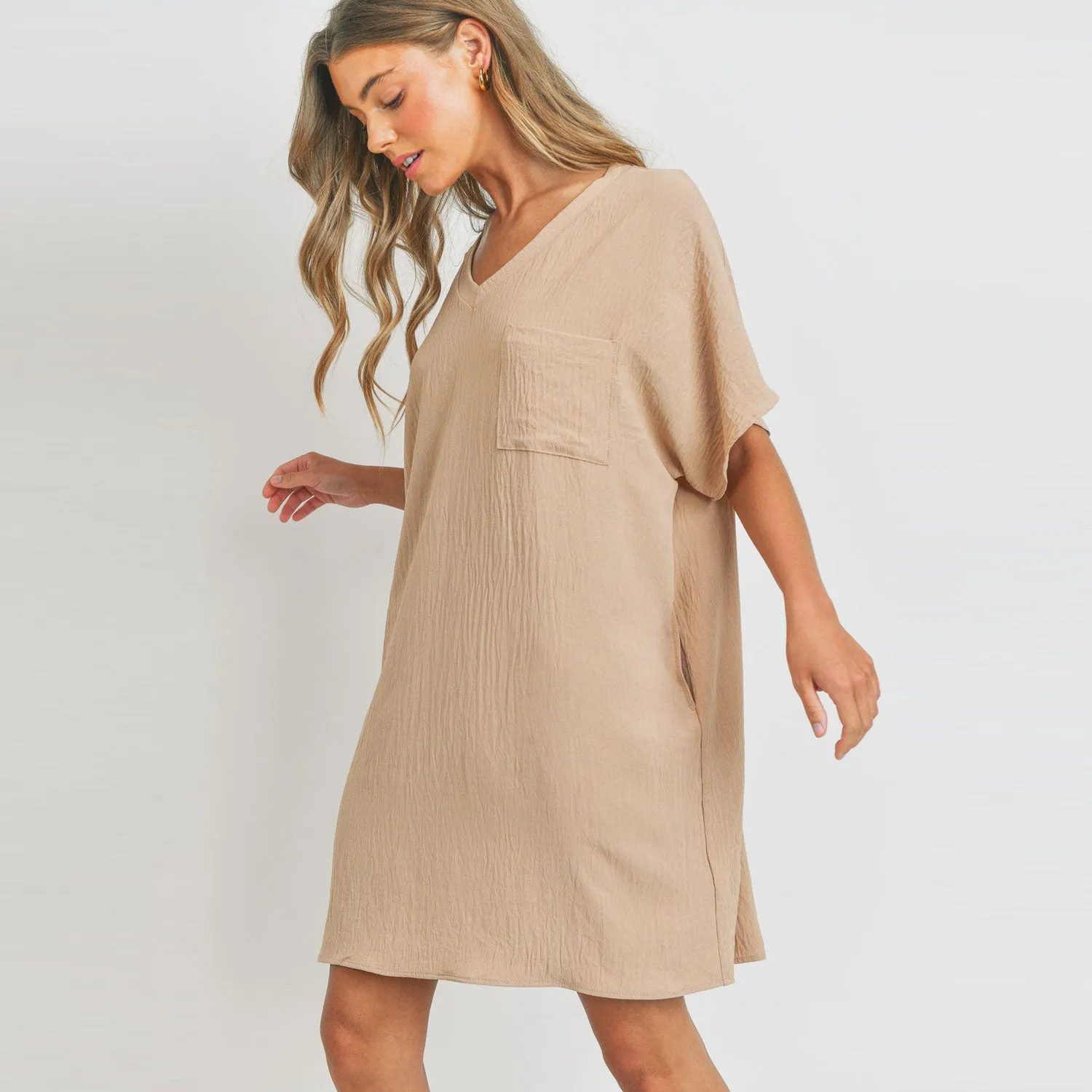 Crinkle Chic V-Neck Pocket Dress