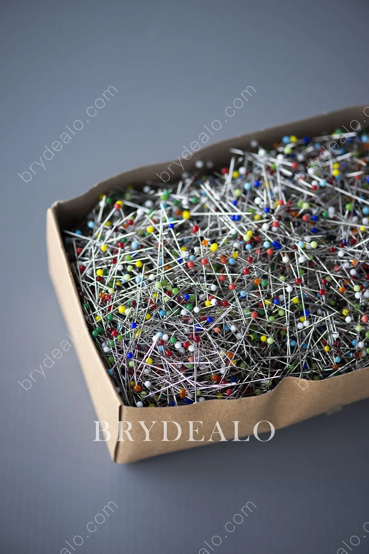 Delicate Colorful Sewing Pins with Round Head