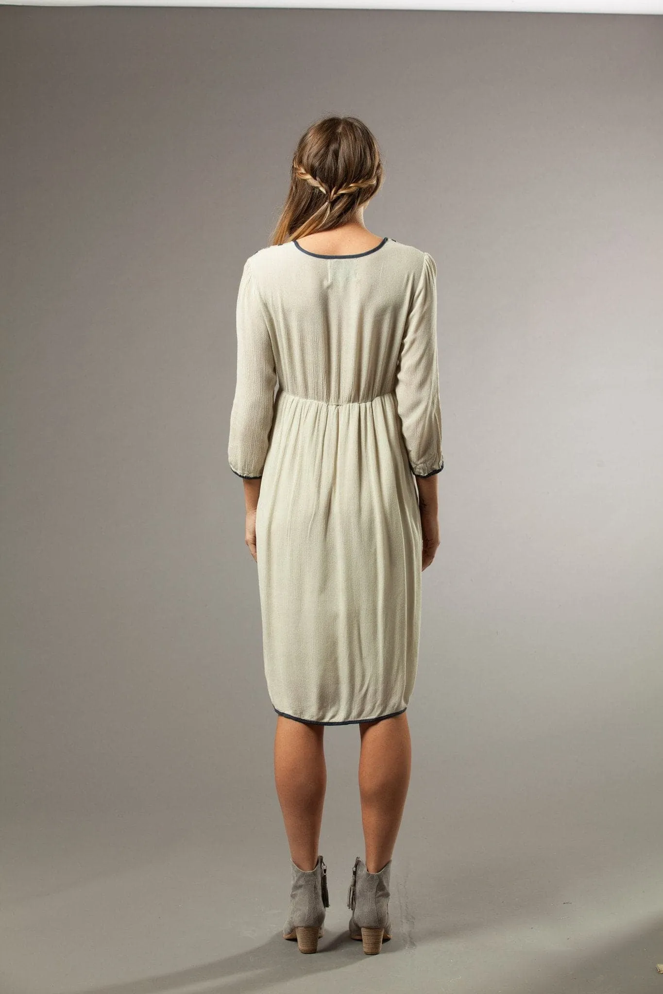 Dress in Pumice stone Dress - Vanessa Dress