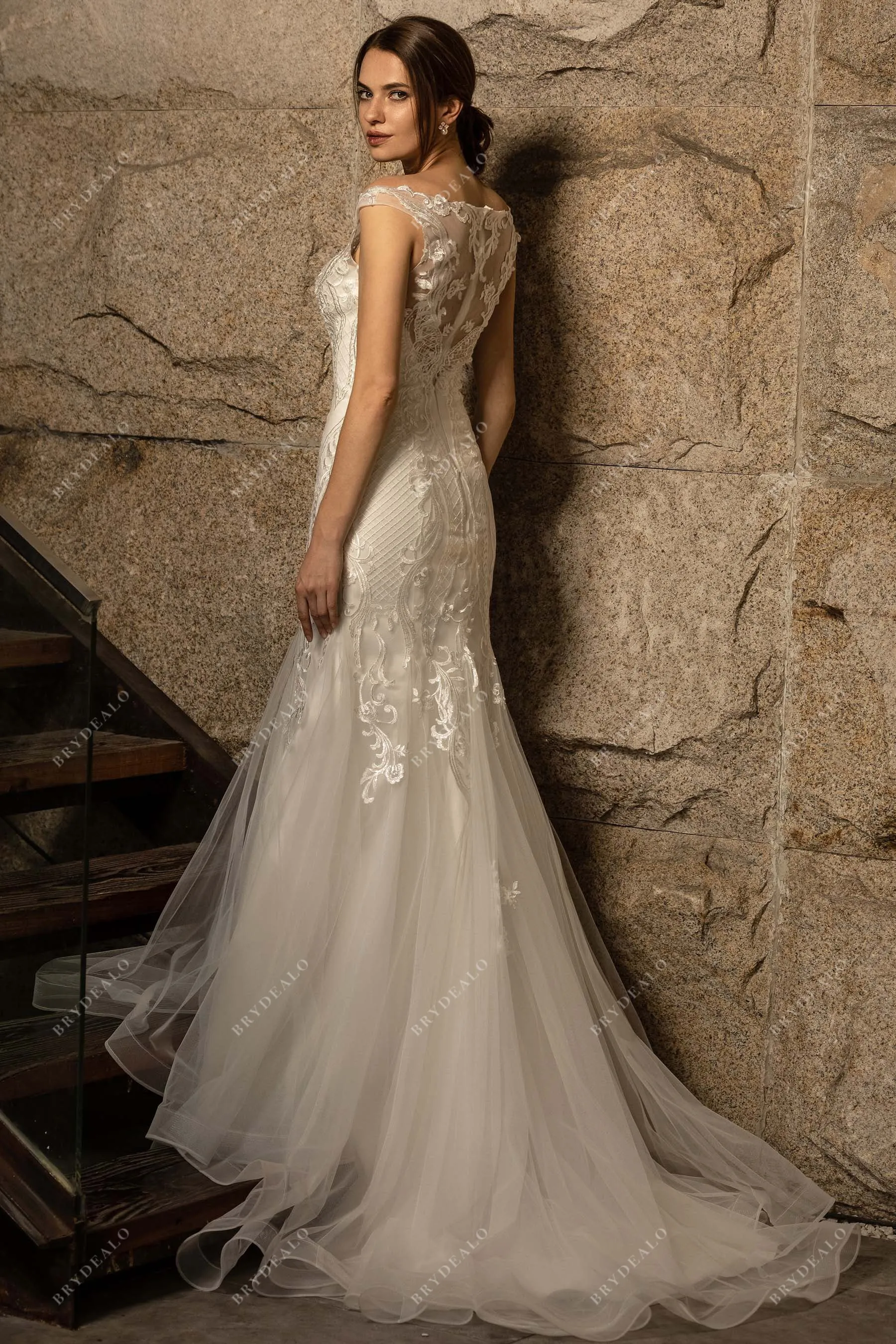 Elegant Illusion Back Mermaid Wedding Dress