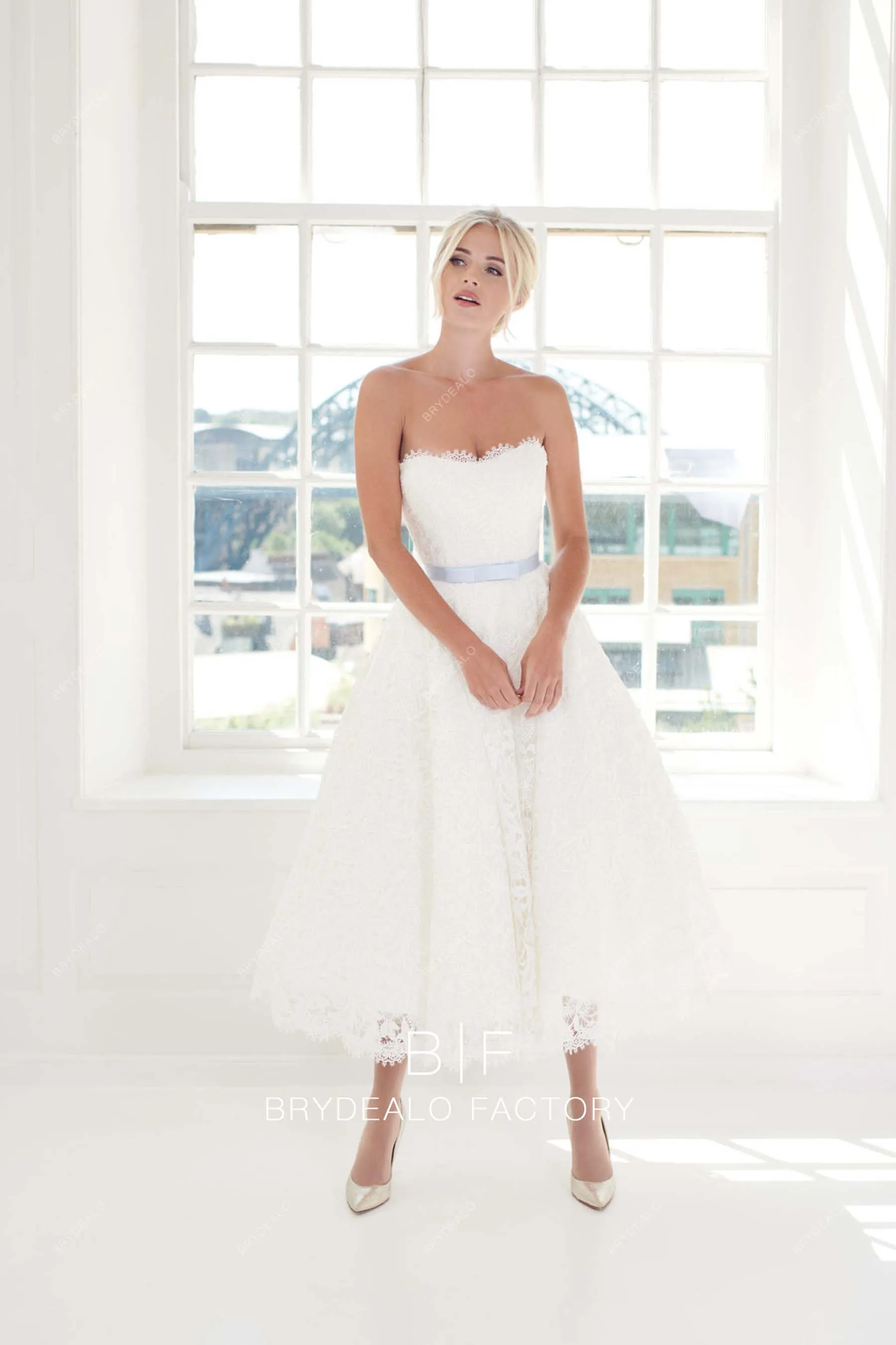 Elegant Lace Strapless Tea Length Casual Wedding Dress