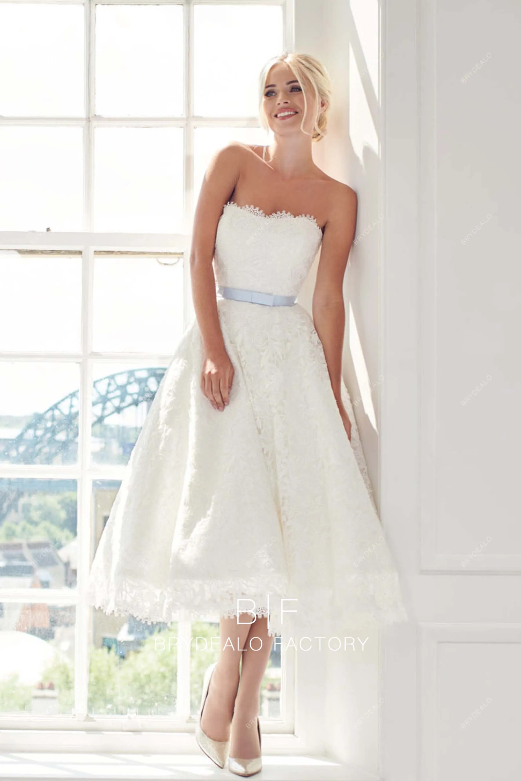 Elegant Lace Strapless Tea Length Casual Wedding Dress