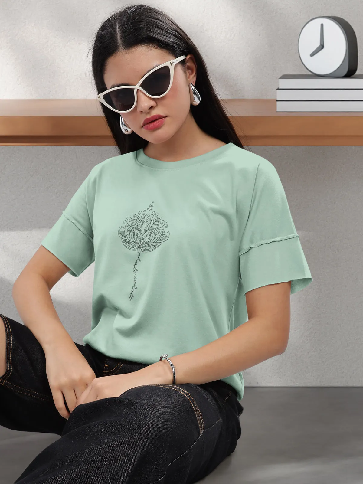 HELLCAT Sea Green Printed Regular Fit Raw Edge Crew Neck Crop T-Shirt for Women