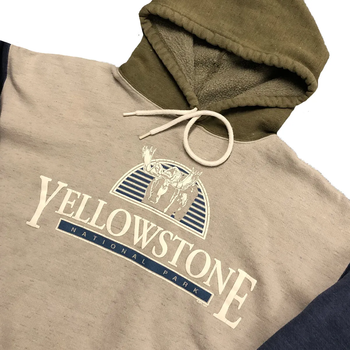 Vintage 1993 Yellowstone Deer Pullover Hoodie XL